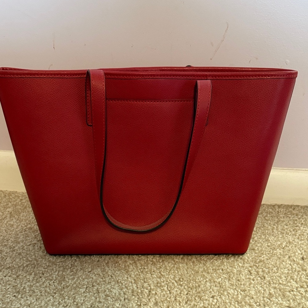 Michael Kora Red Leather Tote Bag with Gold Plaque - Picture 4 of 4